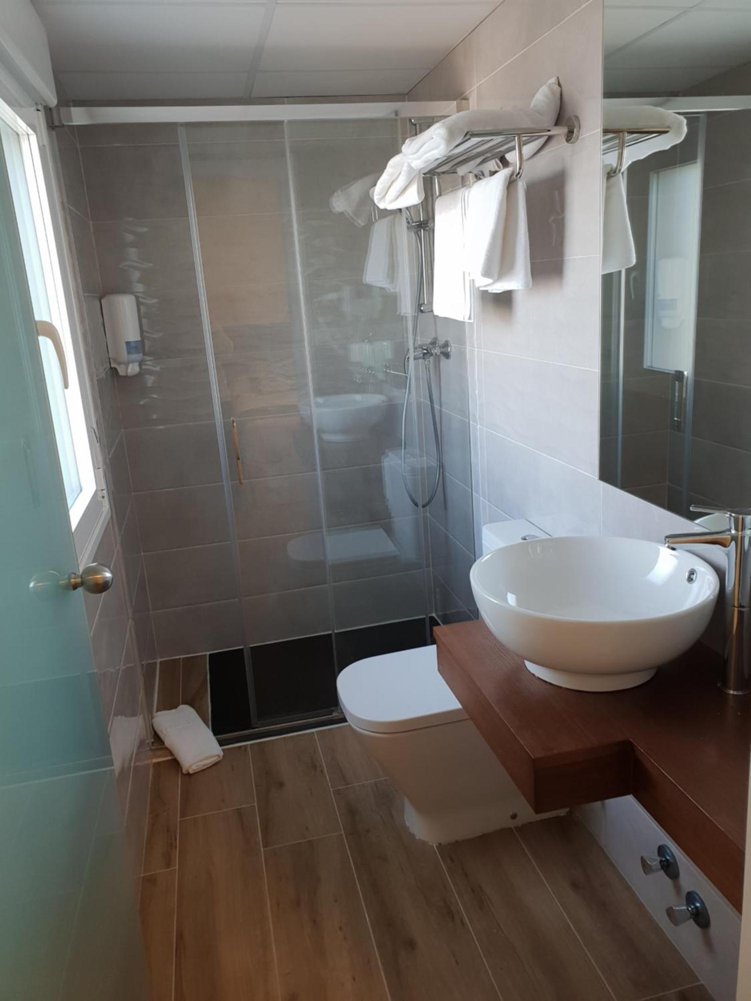 Hostal Cabanas Carboneras de Guadazaon Екстер'єр фото