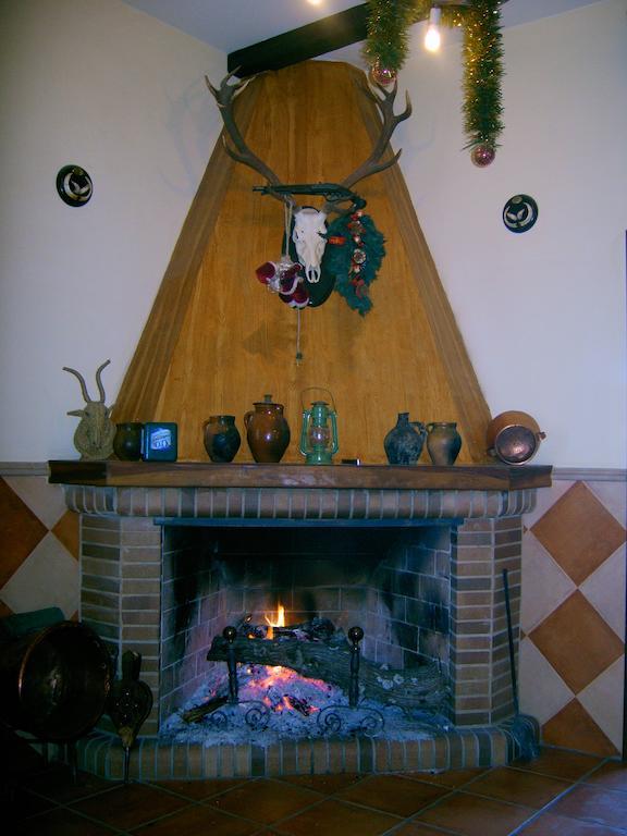 Hostal Cabanas Carboneras de Guadazaon Екстер'єр фото