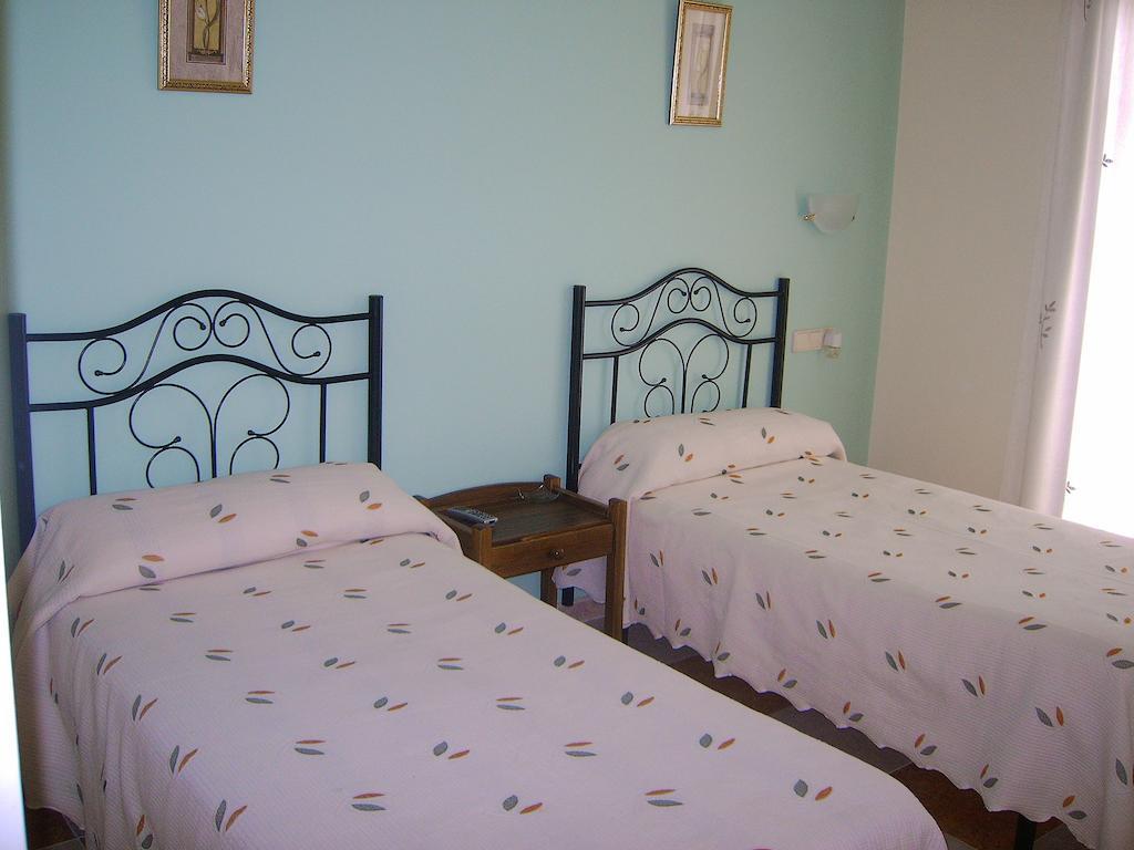 Hostal Cabanas Carboneras de Guadazaon Номер фото