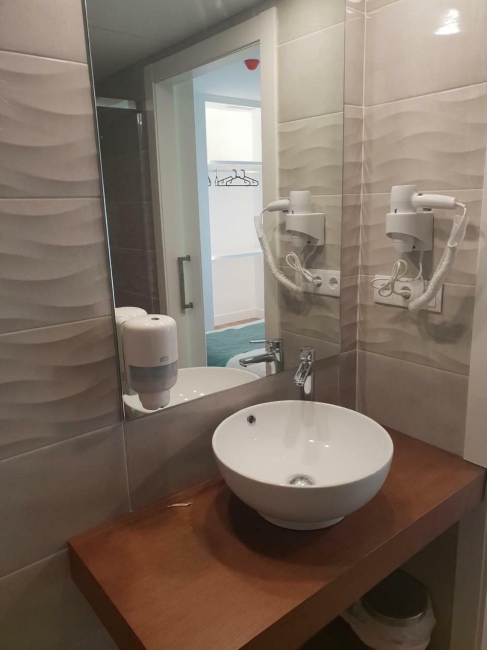 Hostal Cabanas Carboneras de Guadazaon Екстер'єр фото